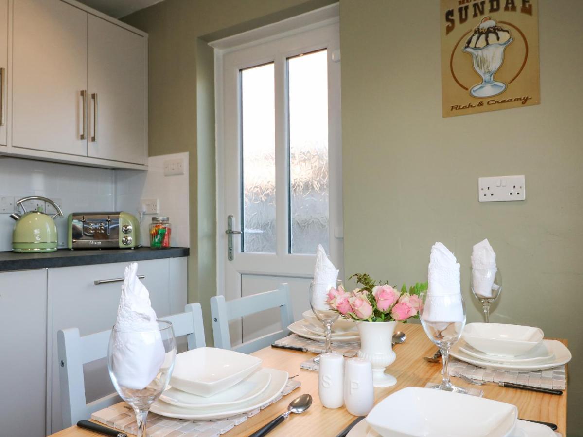 George'S Place Froghall Dış mekan fotoğraf